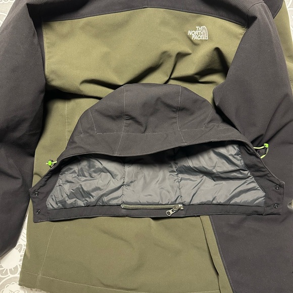 The North Face green and black Gore-Tex jacket Medium - Picture 11 of 11